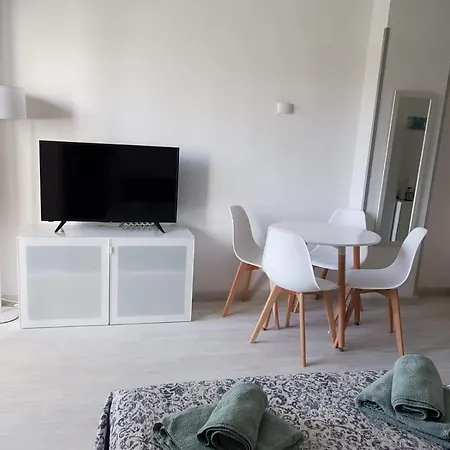 Apartment Benal 229 *